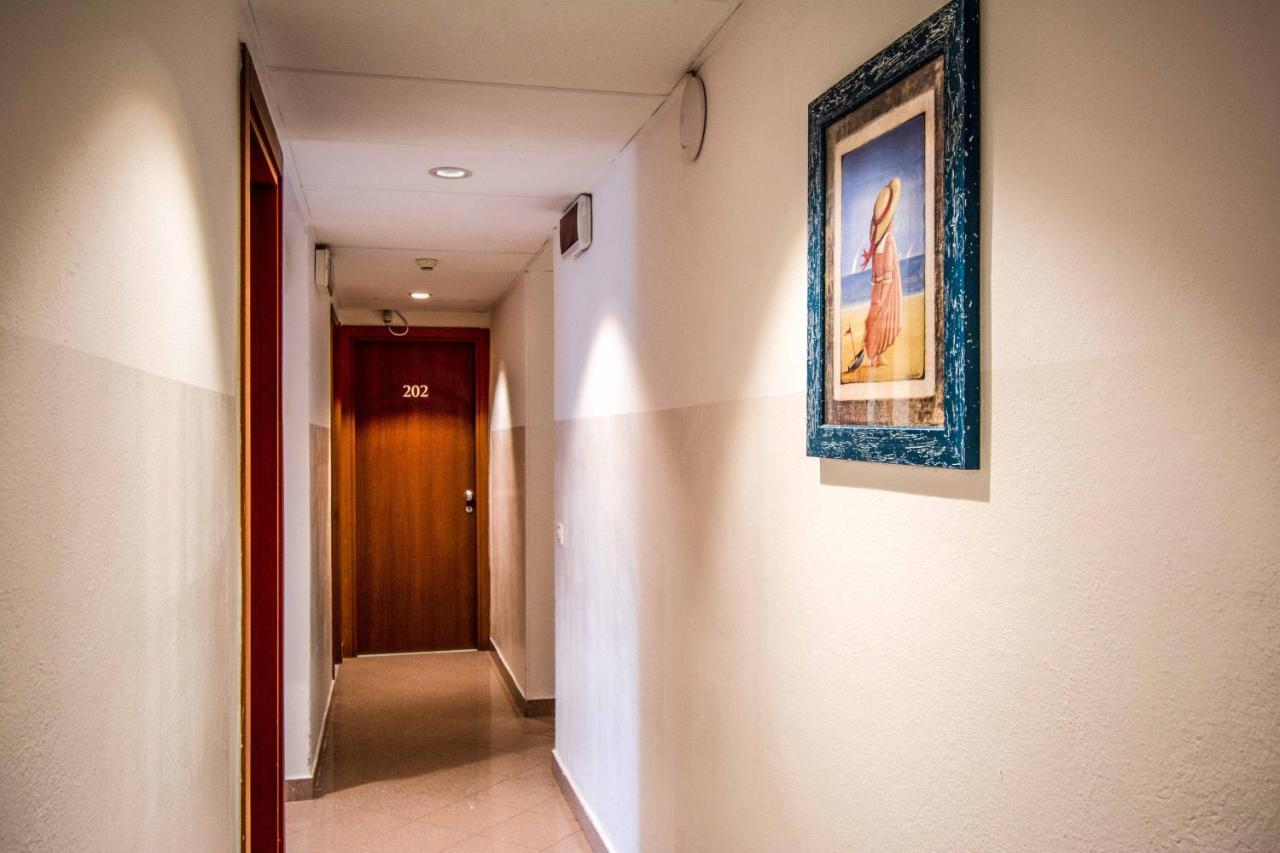 Hotel San Pietro קיאברי מראה חיצוני תמונה