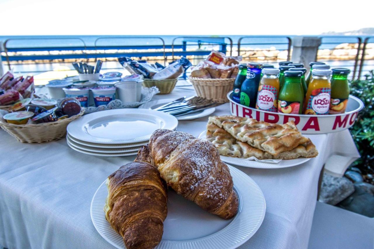 Hotel San Pietro קיאברי מראה חיצוני תמונה