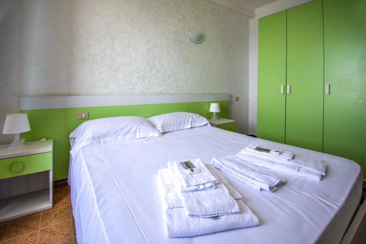 Hotel San Pietro קיאברי מראה חיצוני תמונה