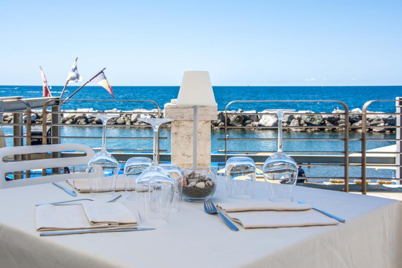 Hotel San Pietro קיאברי מראה חיצוני תמונה